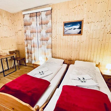 Weisses Roessli Hotel Лойкербад Екстериор снимка