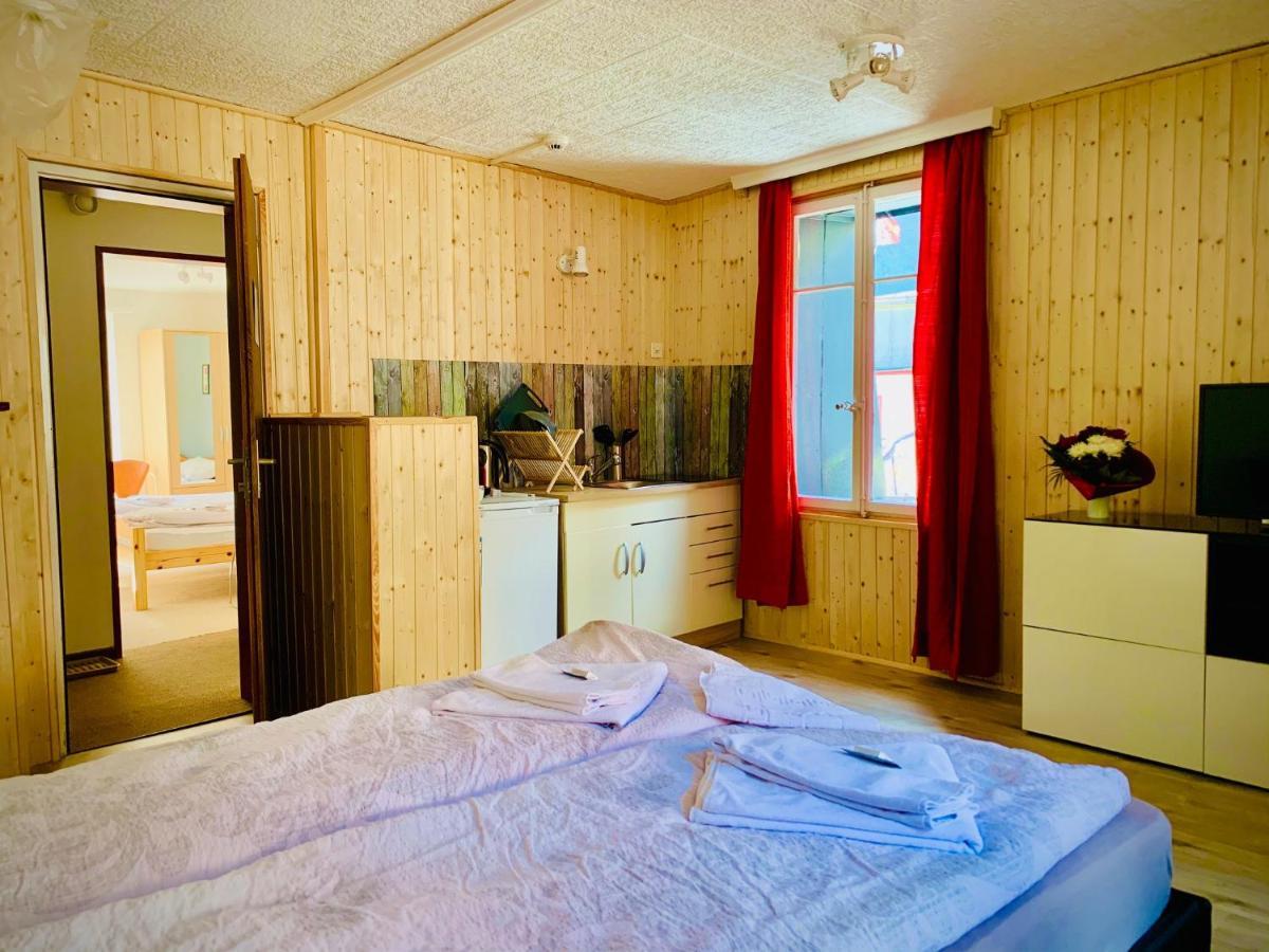 Weisses Roessli Hotel Лойкербад Екстериор снимка