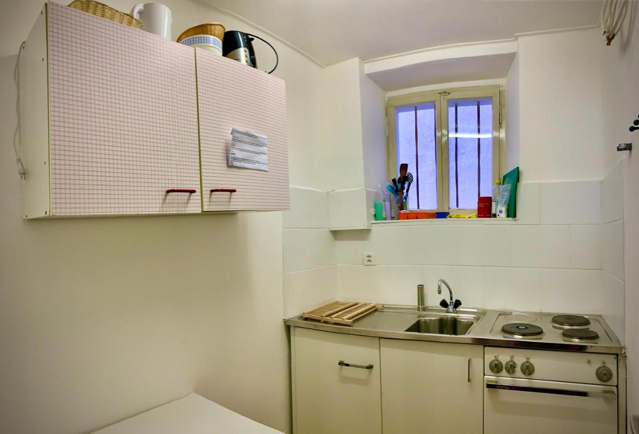 Weisses Roessli Hotel Лойкербад Екстериор снимка