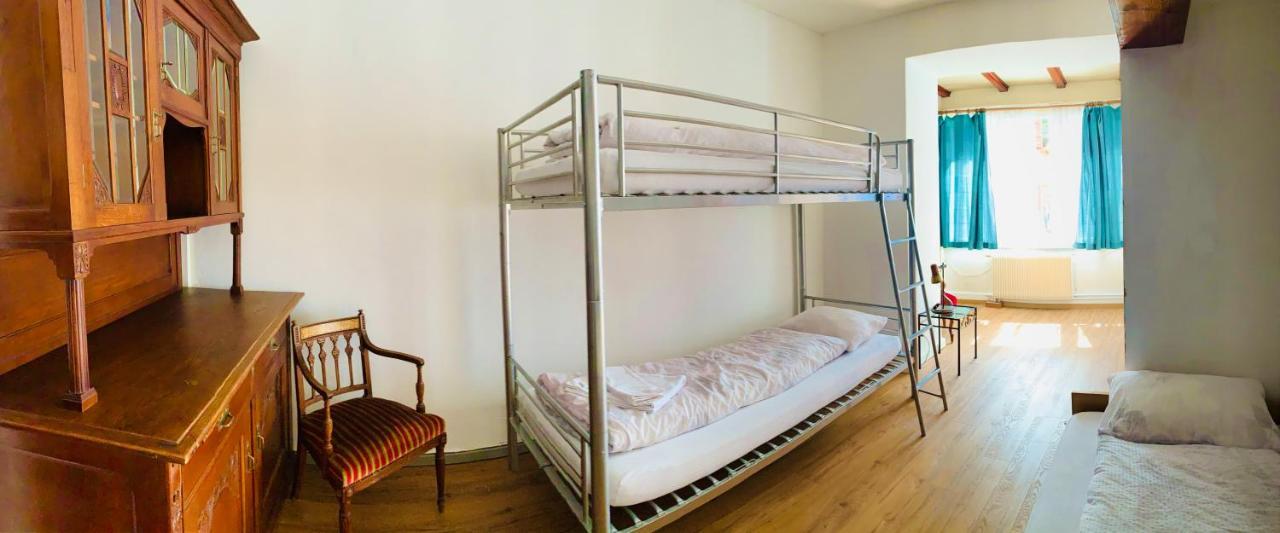 Weisses Roessli Hotel Лойкербад Екстериор снимка