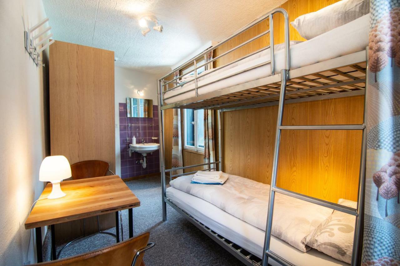 Weisses Roessli Hotel Лойкербад Екстериор снимка